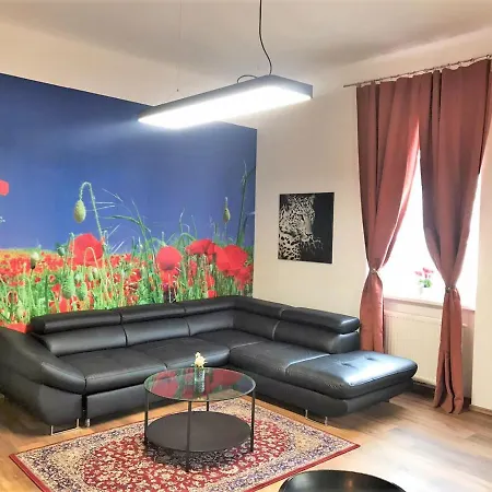 Studio & Apartments Near Reumannplatz Vienna Esterno foto