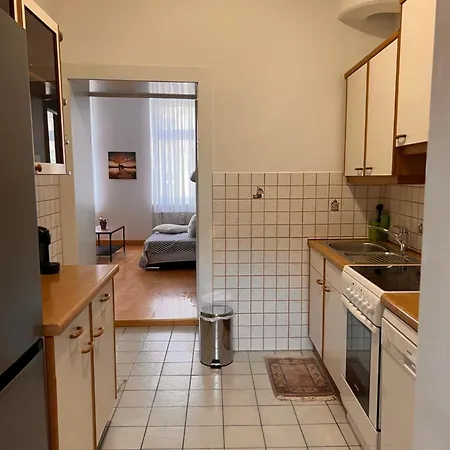 Studio & Apartments Near Reumannplatz Vienna Esterno foto