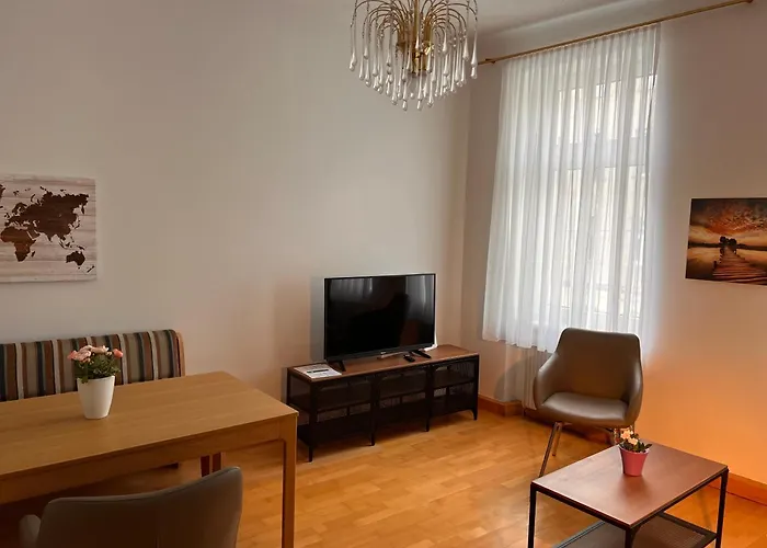 Studio & Apartments Near Reumannplatz