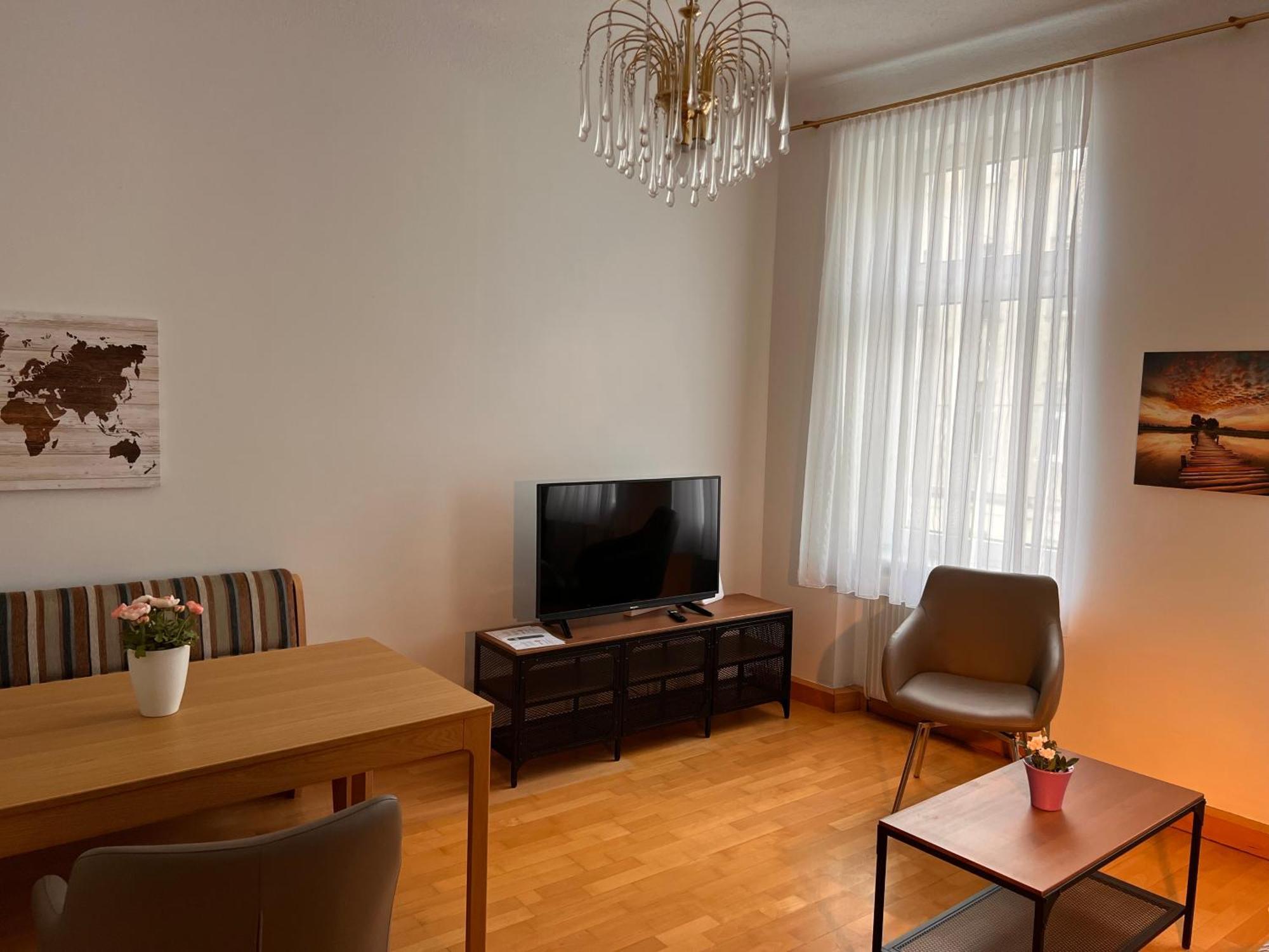 & Near Reumannplatz Apartament Wiedeń