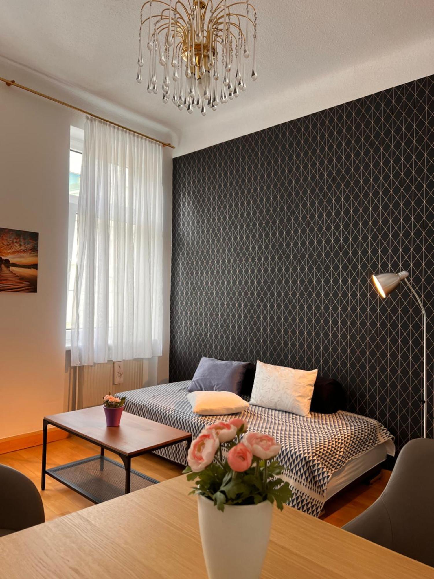 Apartament & Near Reumannplatz